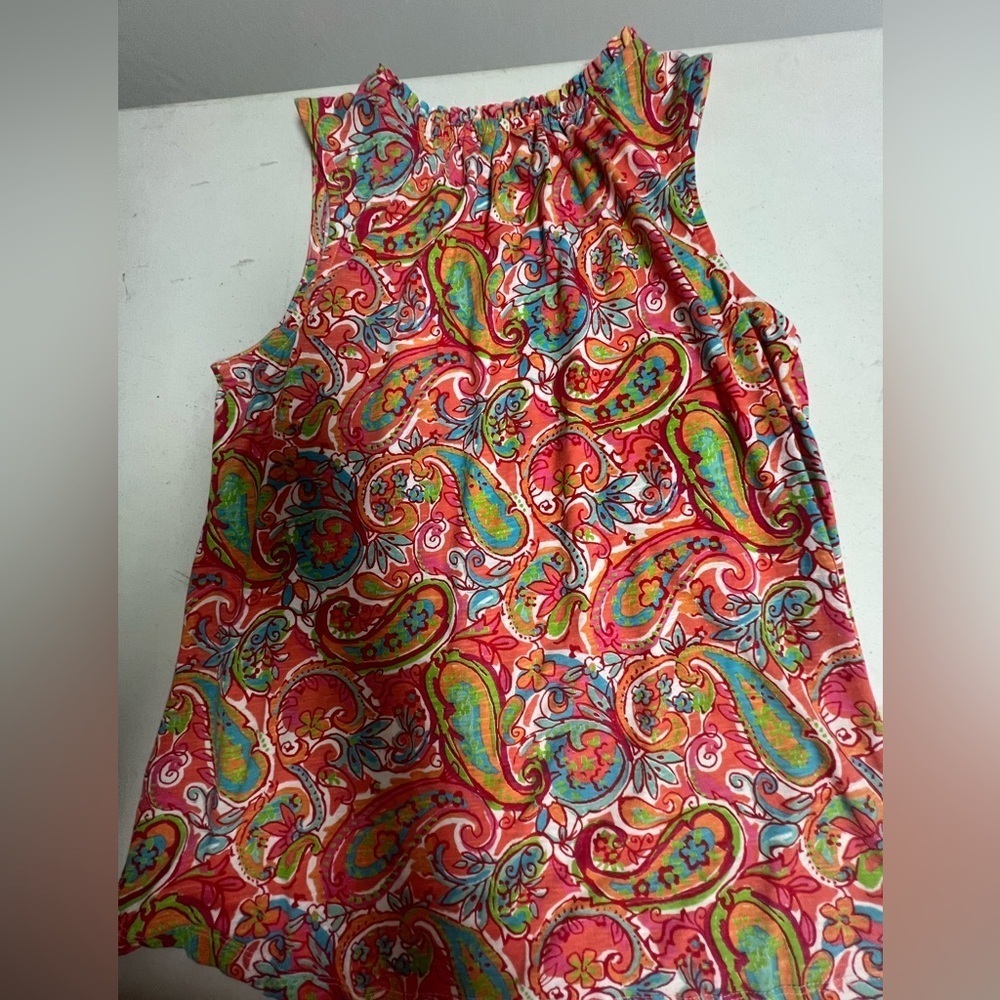 FRESH MULTICOLOR SLEEVELESS PAISLEY TOP
SIZE MEDIUM. V NECK. Cotton/polyester - Picture 2 of 10